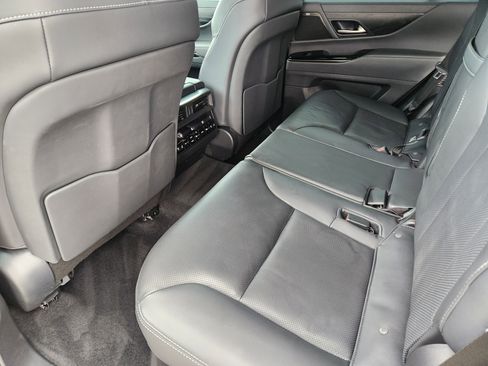 Used 2023 Lexus LX 600 4WD w/ Appearance Package image 39