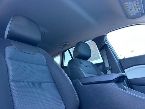 New 2026 Chevrolet Trax LT w/ LT Convenience Package image 17