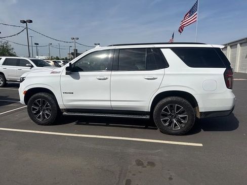 Used 2021 Chevrolet Tahoe Z71 w/ Rear Media and Nav Package image 8