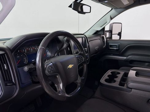 Used 2018 Chevrolet Silverado 3500 LT AWD/4WD image 10