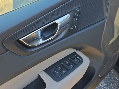 New 2026 Volvo XC60 T8 Plus w/ Climate Package image 9