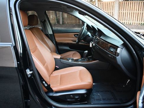 Used 2011 BMW 328i xDrive Sedan w/ Premium Pkg image 21