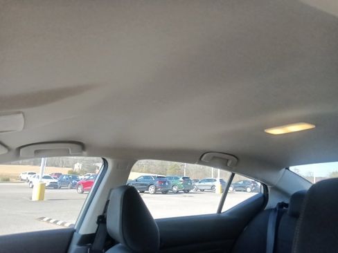 Used 2023 Nissan Altima 2.5 SV image 14