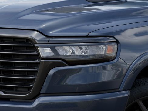 New 2026 RAM 1500 Laramie AWD/4WD image 36