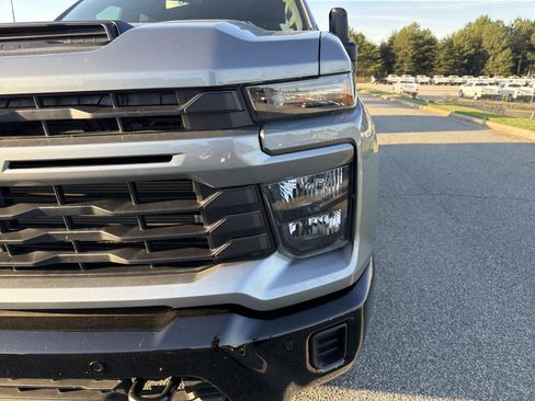 Certified 2025 Chevrolet Silverado 2500 Custom w/ Custom Value Package AWD/4WD image 6