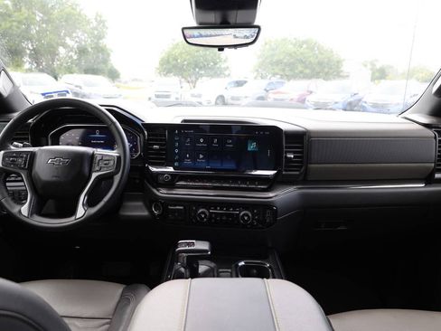 Used 2024 Chevrolet Silverado 1500 ZR2 w/ Technology Package AWD/4WD image 14