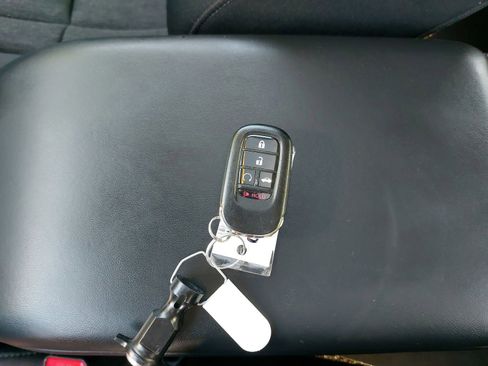 Certified 2025 Honda Accord SE image 36