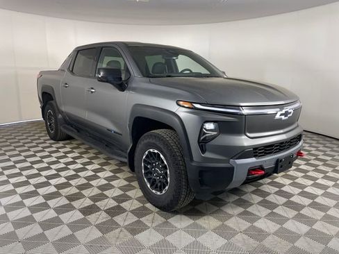 Used 2026 Chevrolet Silverado EV Trail Boss w/ Plus Package AWD/4WD image 16