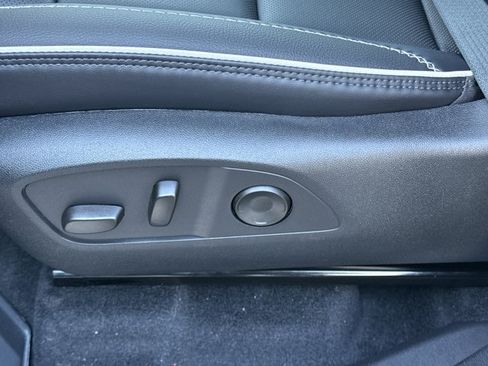 New 2026 GMC Acadia Denali w/ Super Cruise Package FWD image 17