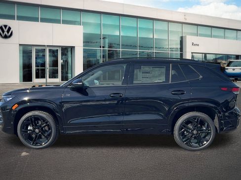 New 2026 Volkswagen Tiguan SE R-Line image 8