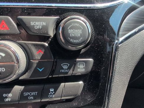 Used 2020 Jeep Grand Cherokee Limited AWD/4WD image 24