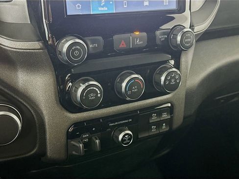 New 2025 RAM 1500 Tradesman w/ Trailer Tow Group image 15