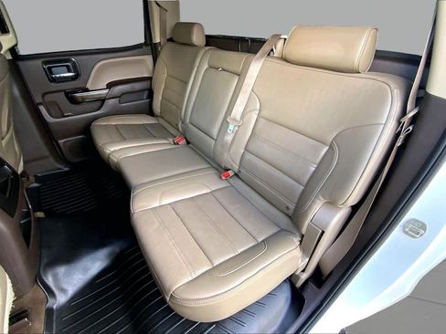 Used 2015 GMC Sierra 2500 Denali w/ Duramax Plus Package AWD/4WD image 19