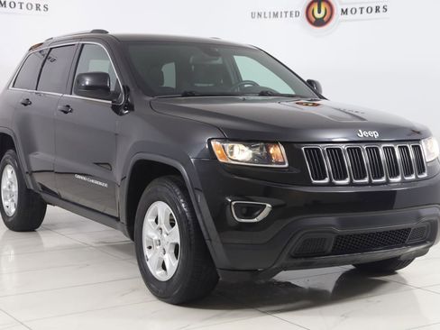 Used 2014 Jeep Grand Cherokee Laredo w/ Quick Order Package 23E AWD/4WD image 17