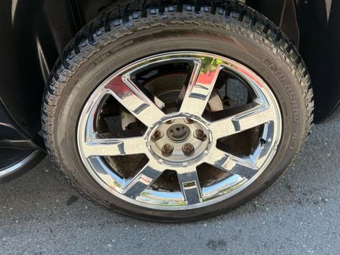 Used 2009 Cadillac Escalade EXT AWD/4WD image 15