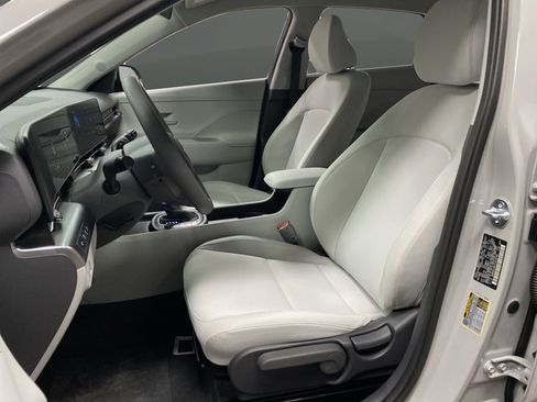 New 2026 Hyundai Kona SE AWD/4WD image 4