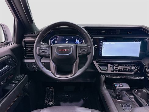 Used 2024 GMC Sierra 1500 AT4 w/ Technology Package image 24