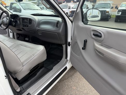 Used 1999 Ford F150 2WD Regular Cab image 12