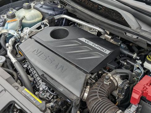 Used 2022 Nissan Rogue SV w/ SV Premium Package image 37