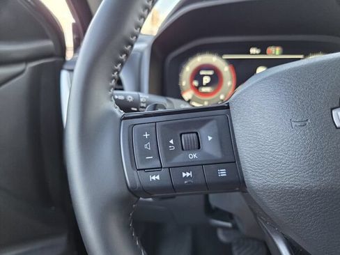 Used 2026 Nissan Rogue SL AWD/4WD image 28