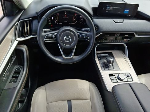 Used 2024 MAZDA CX-90 Plug-In Hybrid w/ Premium Pkg AWD/4WD image 11