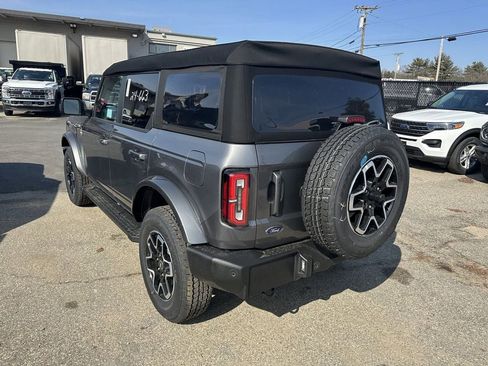 Used 2024 Ford Bronco Outer Banks image 7