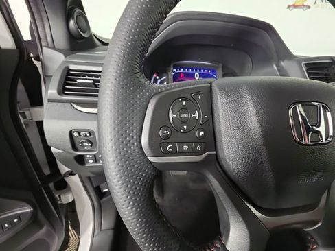 Used 2023 Honda Passport TrailSport image 28