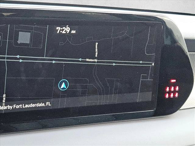 Used 2025 Hyundai Palisade SEL FWD image 8