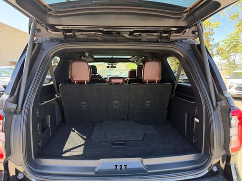 Used 2024 Ford Expedition Max Limited AWD/4WD image 35