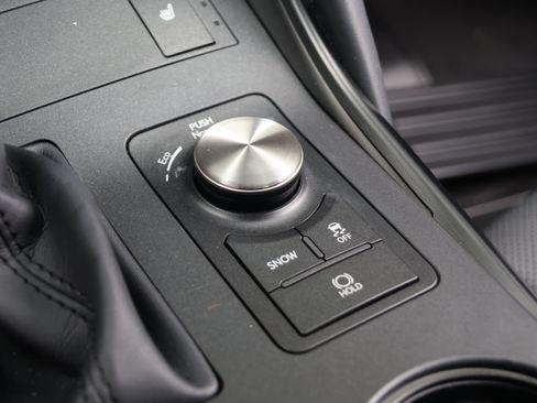Used 2024 Lexus IS 350 F Sport RWD image 30