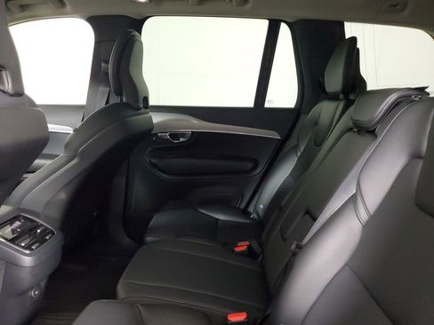 Certified 2023 Volvo XC90 B5 Core w/ Climate Package AWD/4WD image 14