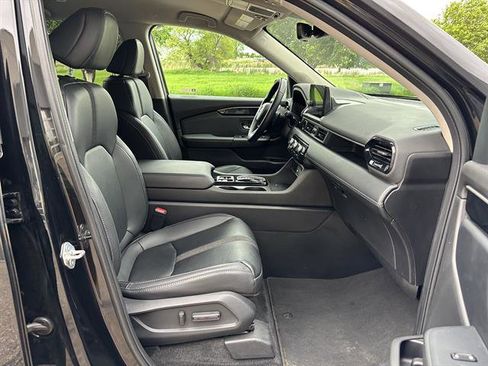 Used 2023 Honda Pilot EX-L image 17