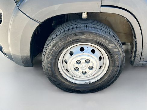 Used 2023 RAM ProMaster 2500 image 13