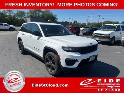 Used 2024 Jeep Grand Cherokee Limited w/ Black Appearance Package