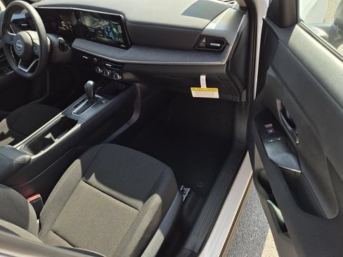 New 2026 Nissan Kicks S FWD image 7