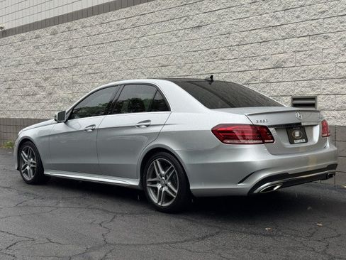Used 2014 Mercedes-Benz E 550 4MATIC Sedan image 14