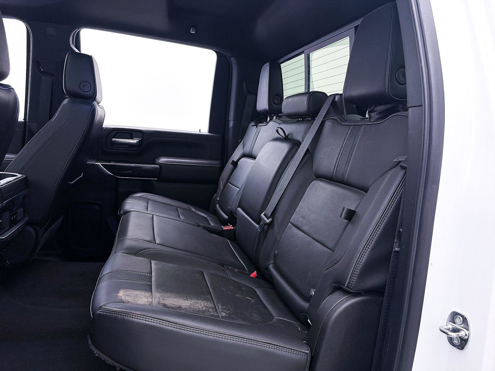 Used 2022 Chevrolet Silverado 2500 High Country w/ Z71 Off-Road Package AWD/4WD image 39