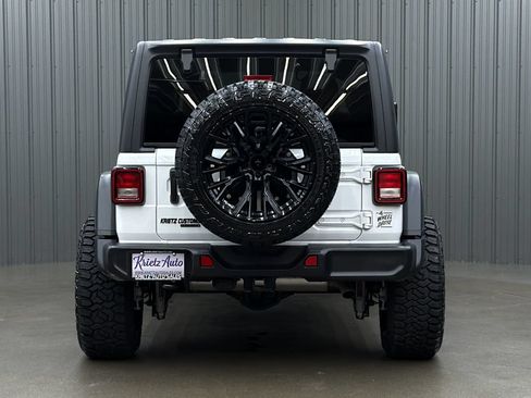 Used 2026 Jeep Wrangler Unlimited Sport AWD/4WD image 4