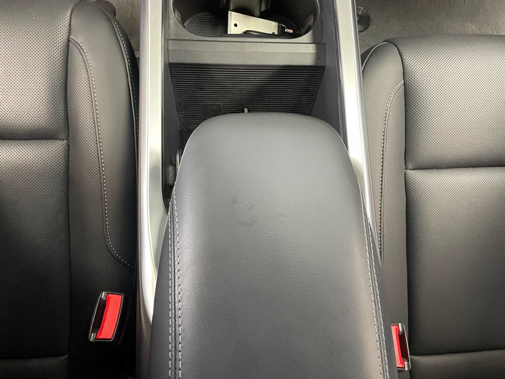 Used 2023 Lucid Air Pure AWD/4WD image 28