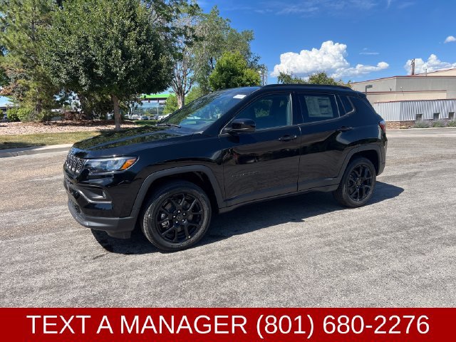 New 2026 Jeep Compass Latitude AWD/4WD image 1