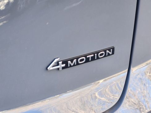 New 2026 Volkswagen Atlas Cross Sport SEL R-Line image 24