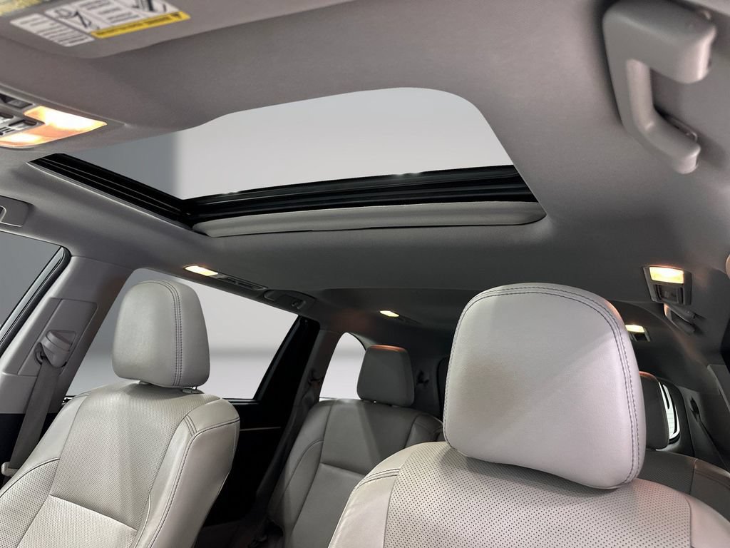 Used 2015 Toyota Highlander Limited FWD image 17