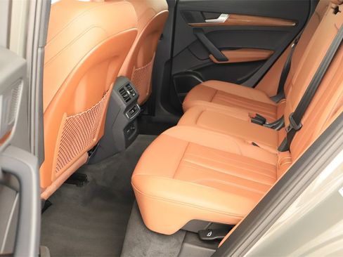 Certified 2023 Audi Q5 e Premium Plus w/ Premium Plus Package image 27