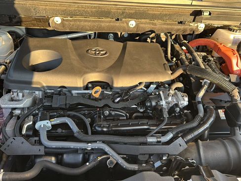 Certified 2024 Toyota RAV4 XLE image 29