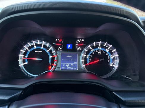 Used 2015 Toyota 4Runner SR5 image 36