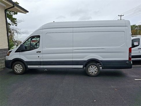 Used 2020 Ford Transit 250 148 High Roof Extended image 9