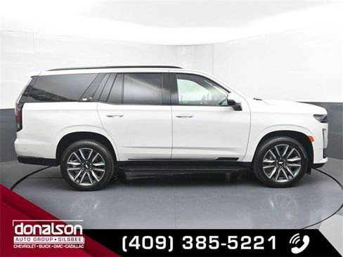 Used 2021 Cadillac Escalade Sport image 2