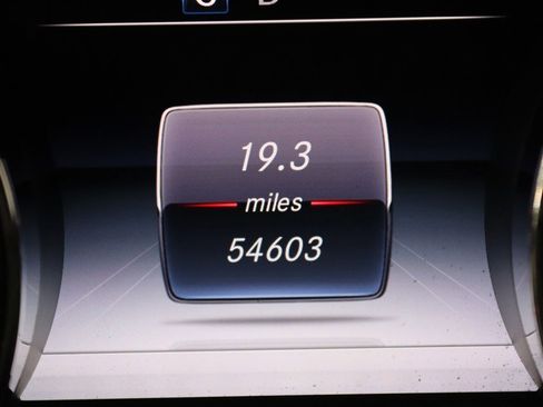 Used 2018 Mercedes-Benz E 400 Coupe image 26