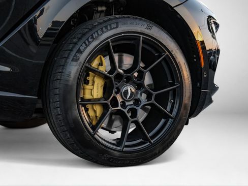 Used 2021 Aston Martin DBX image 59