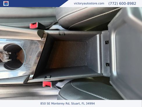 Used 2023 Hyundai Elantra Limited FWD image 16
